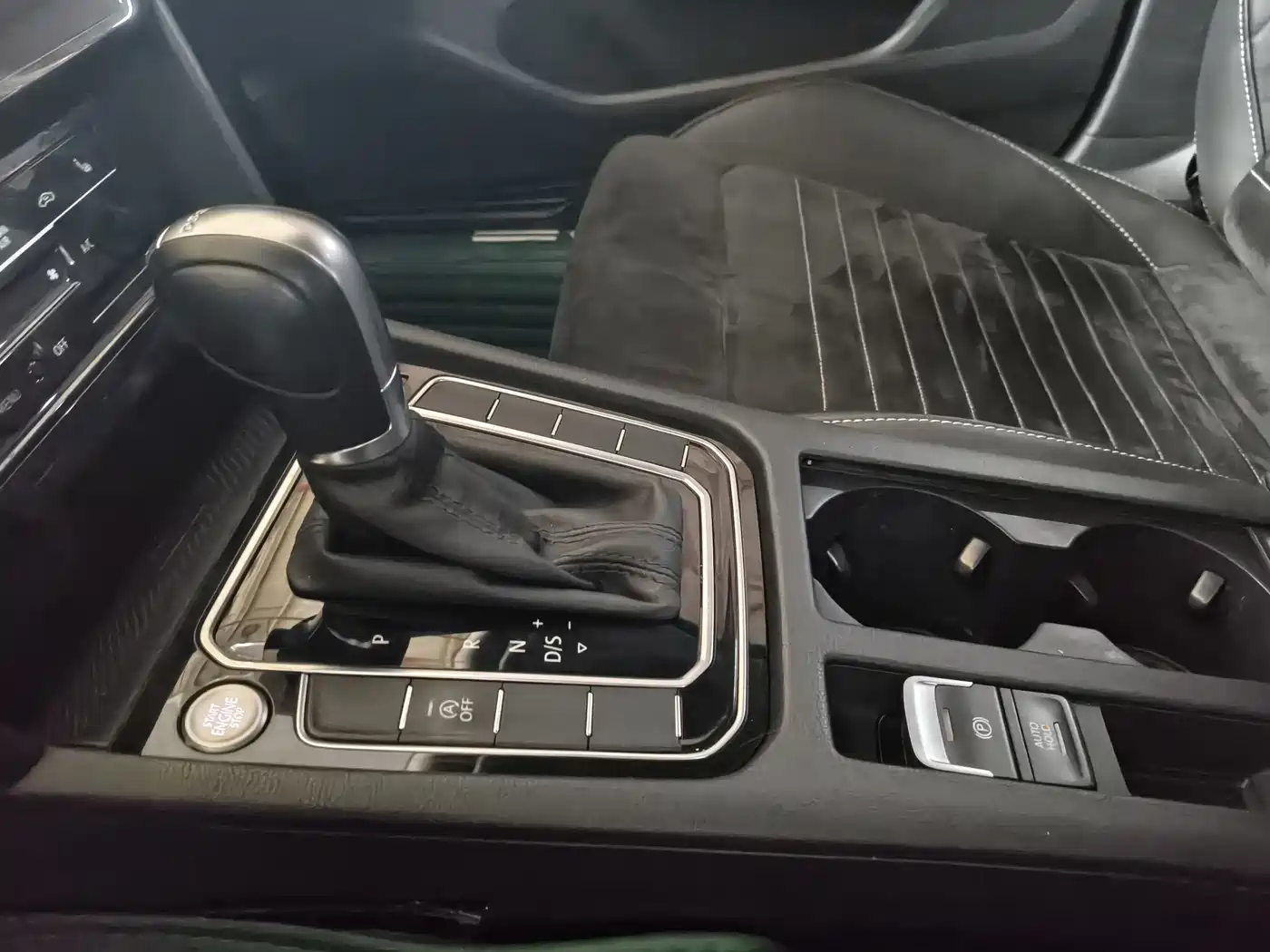 Volkswagen Magotan 2020 330TSI DSG Luxury фото 15