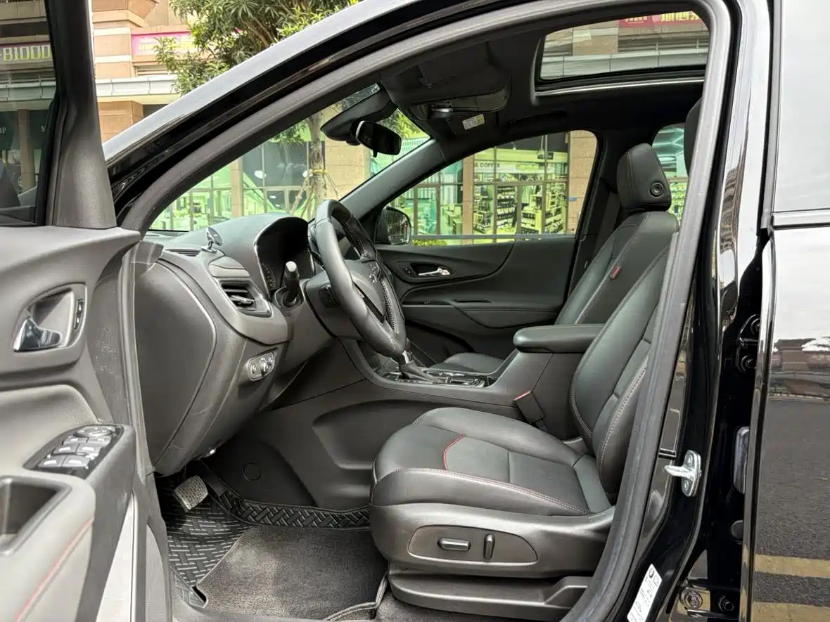 Chevrolet Equinox 2023 Mild Hybrid 2.0T RS Smart Frontier Edition фото 5