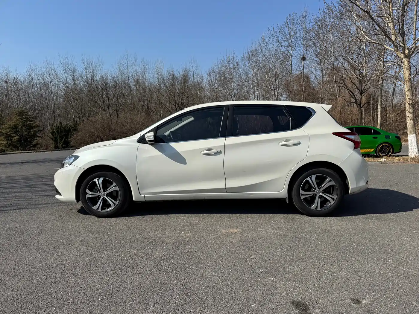 صورة 4 - Nissan Tiida