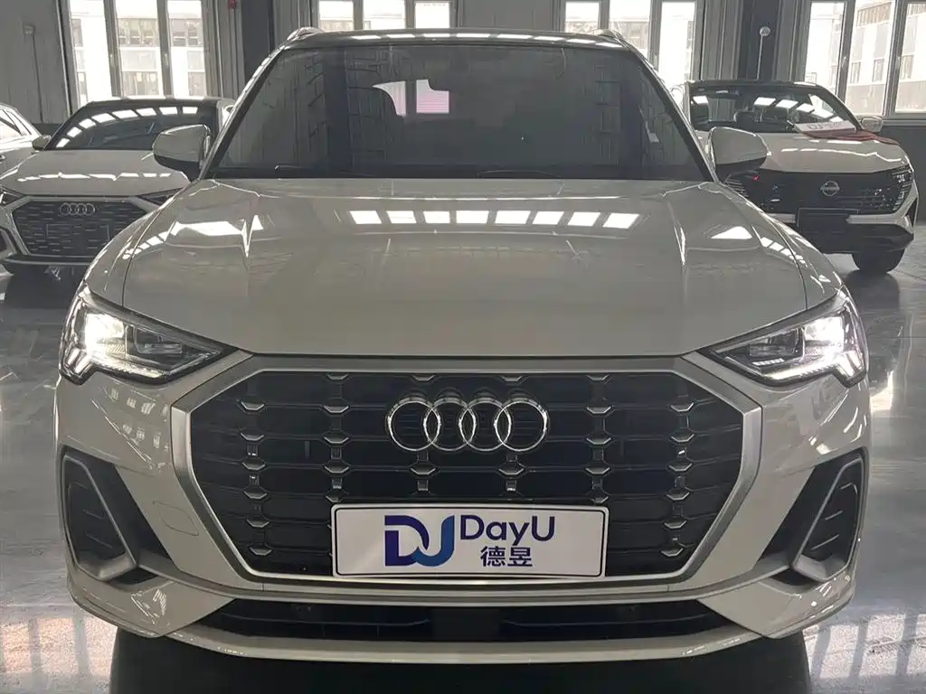 Audi Q3 2021 35 TFSI Fashion Sport фото 2