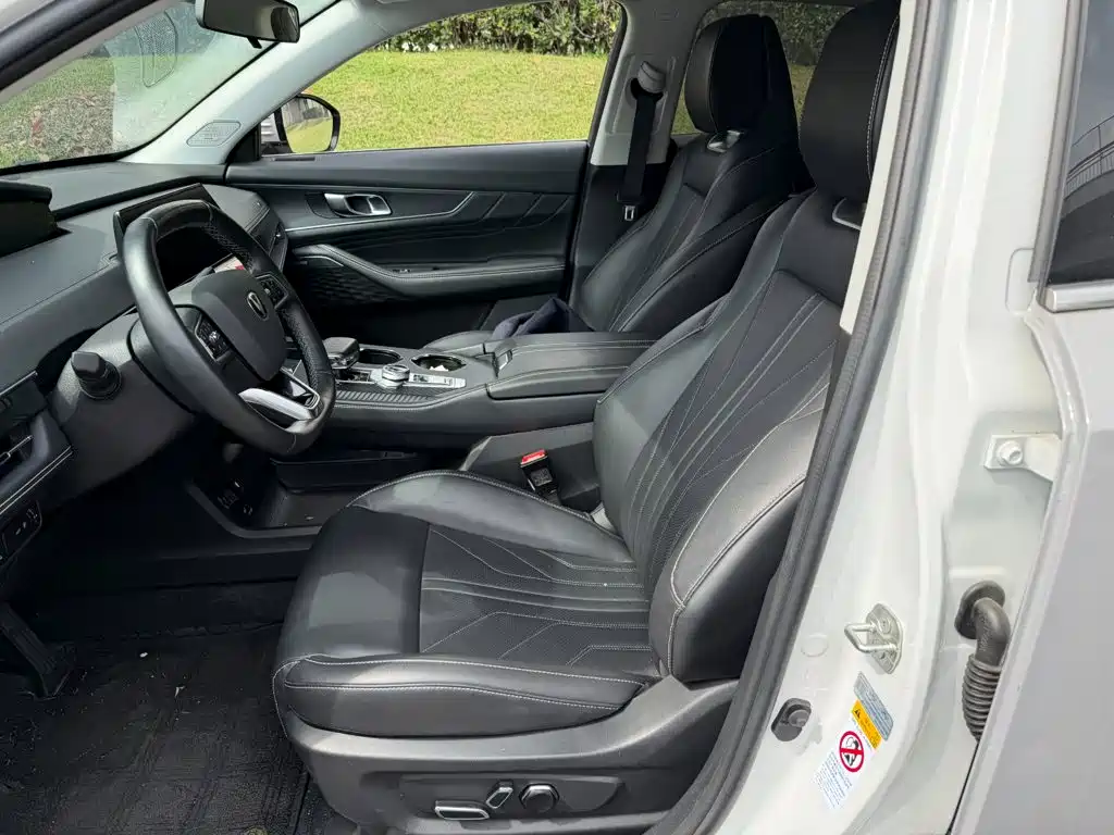 Changan UNI-K 2025 2024 2.0T FWD Premium