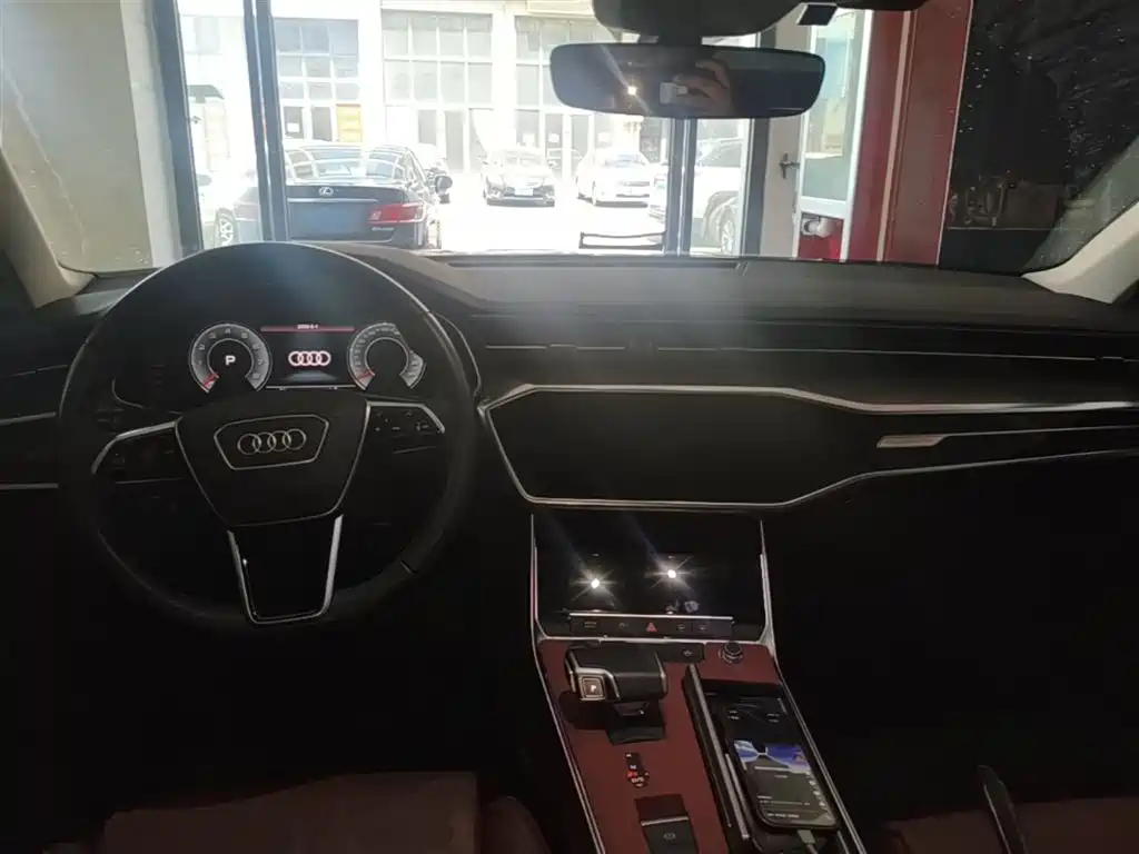 Audi A6L 2022 45 TFSI quattro Premium Elegance фото 6