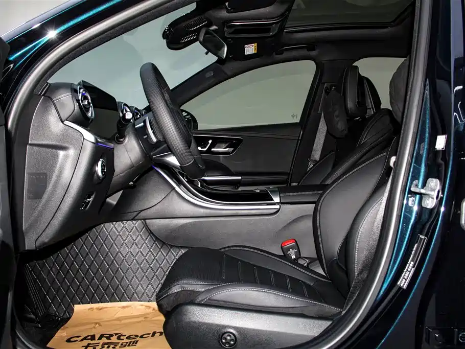 Mercedes-Benz C-Class 2025 C 260 L Sport Edition фото 25