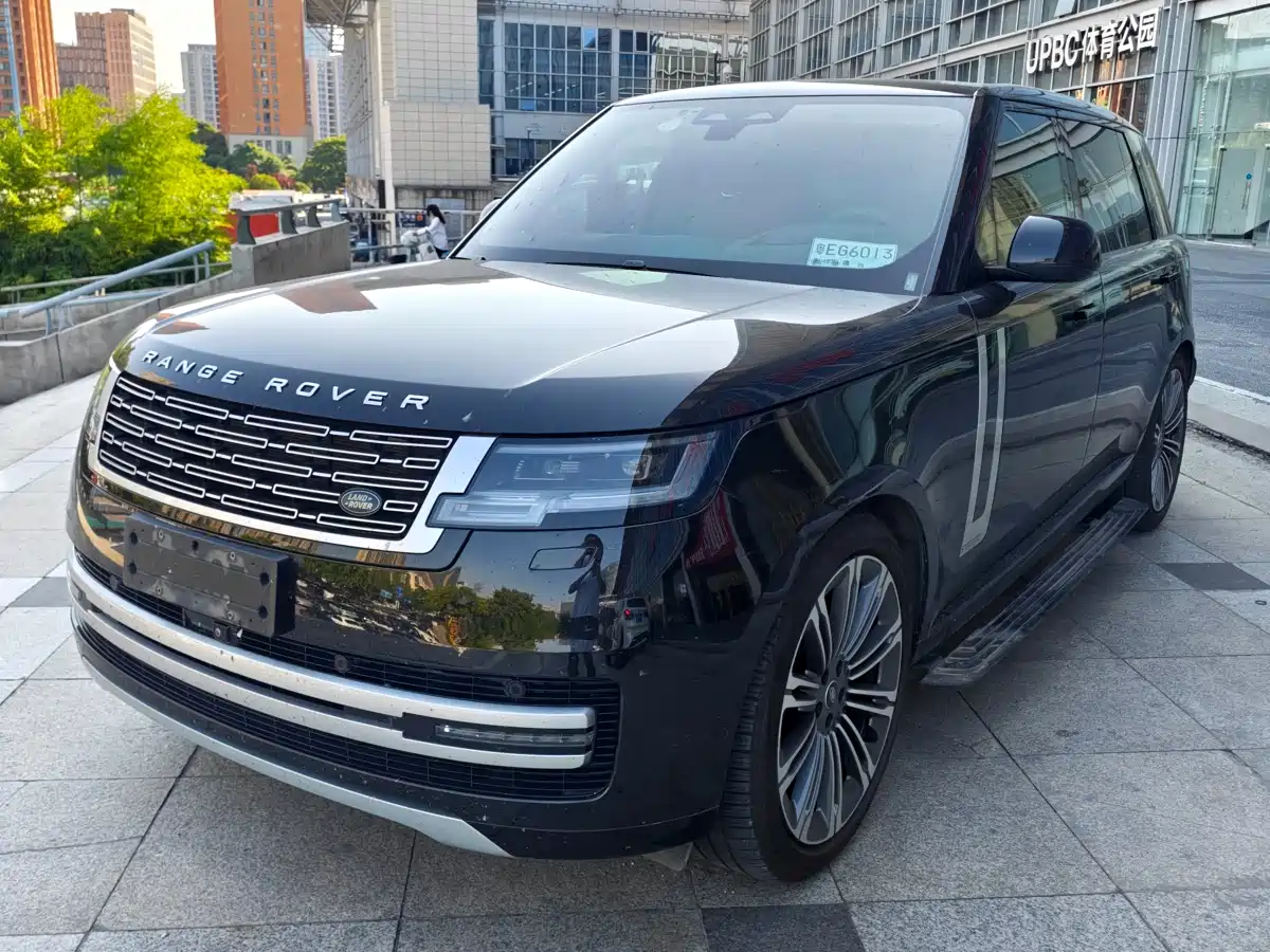 Land Rover Range Rover 2023 3.0 L6 400PS Exemplary Long Wheelbase