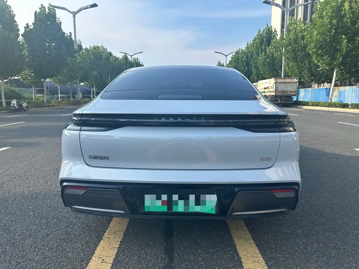 Geely Galaxy Galaxy E8 2025 2024 665km RWD Starship Voyager Edition