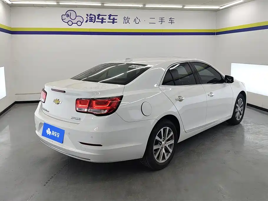 Chevrolet Malibu 2017 1.5T Automatic Luxury Edition фото 3