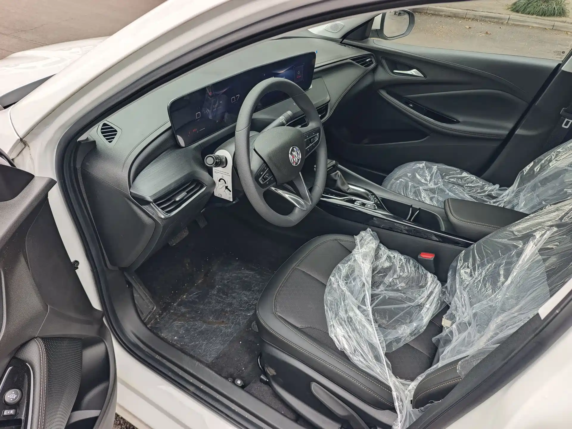 Фото 9 - Buick Verano