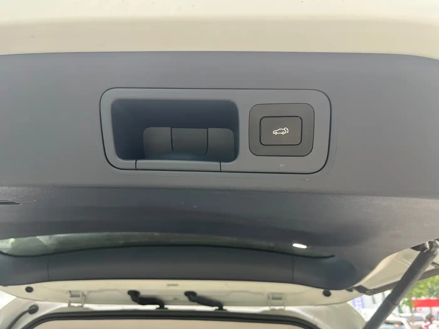 GAC Trumpchi Trumpchi Xiangwang M8 2025 Model QianKun Series Ultra First Class фото 15