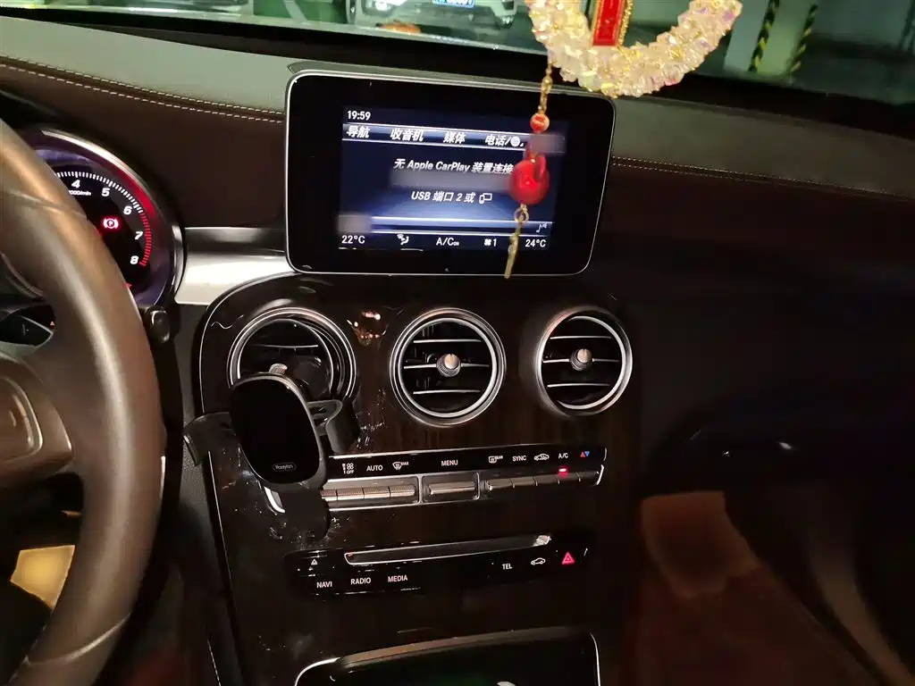 Mercedes-Benz GLC 2017 GLC 260 4MATIC Dynamic фото 6
