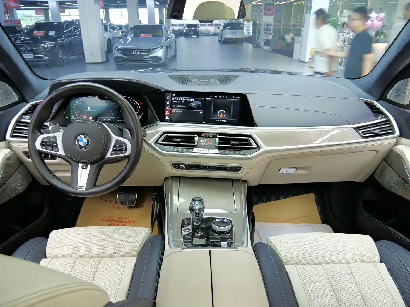 BMW X7 2021 xDrive40i Executive M Sport Package фото 10