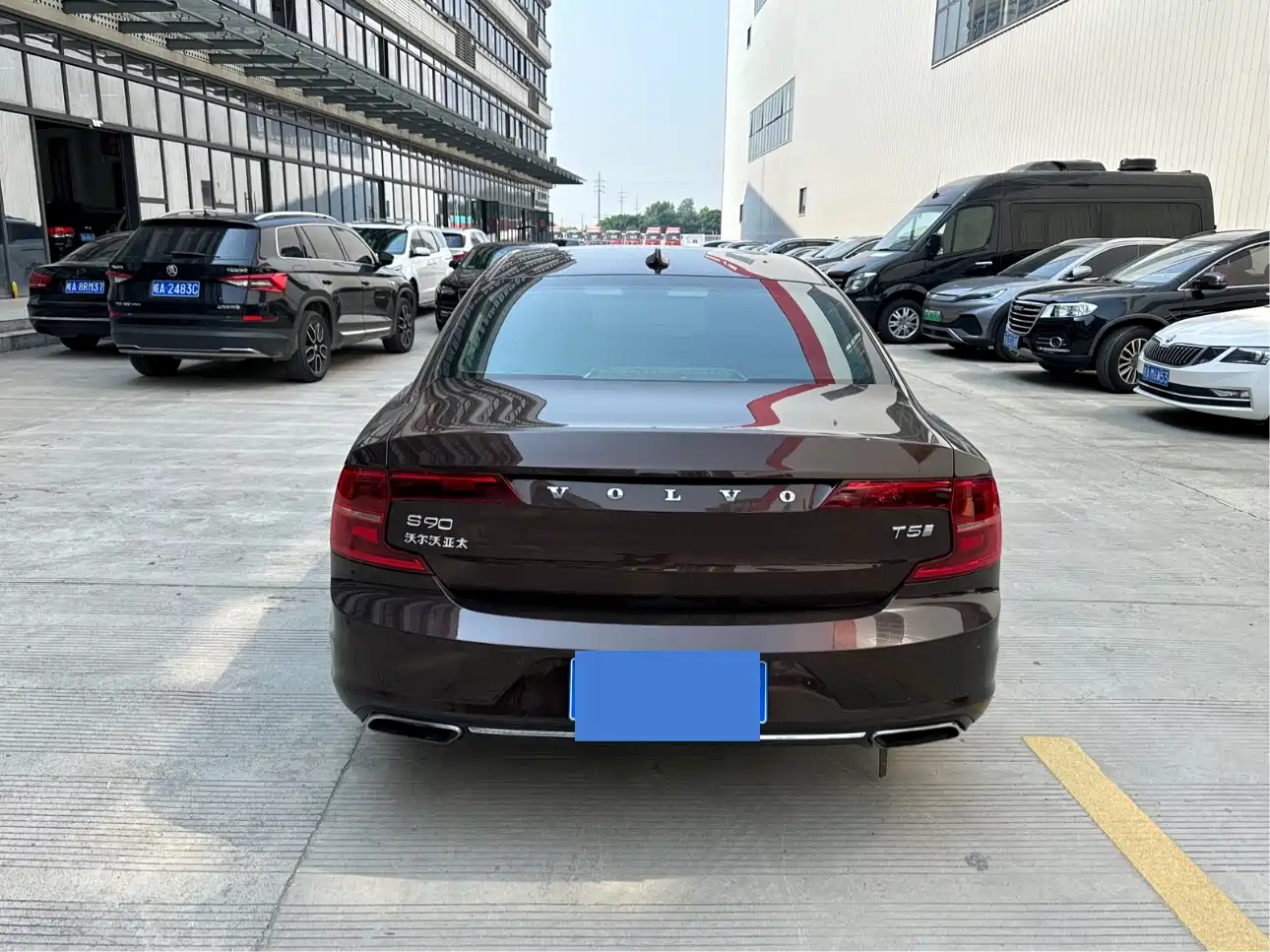 Фото 5 - Volvo S90