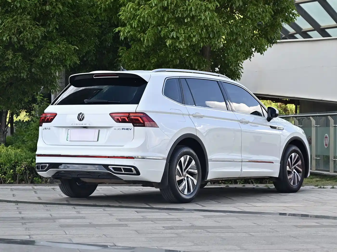 Volkswagen Tiguan L PHEV 2023 430PHEV Plug-in Hybrid Premium фото 15