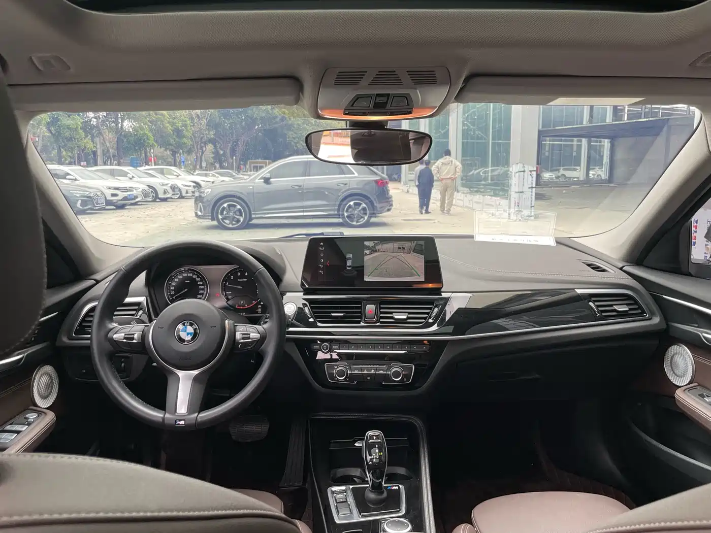 BMW 1 Series 2023 120i M Sport Shadow Edition фото 20