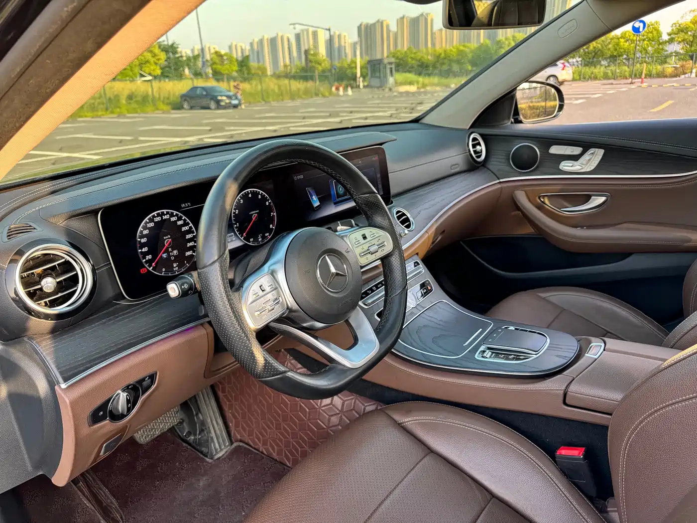 Mercedes-Benz E-Class 2020 Facelift E 300 L Sport Fashion фото 10