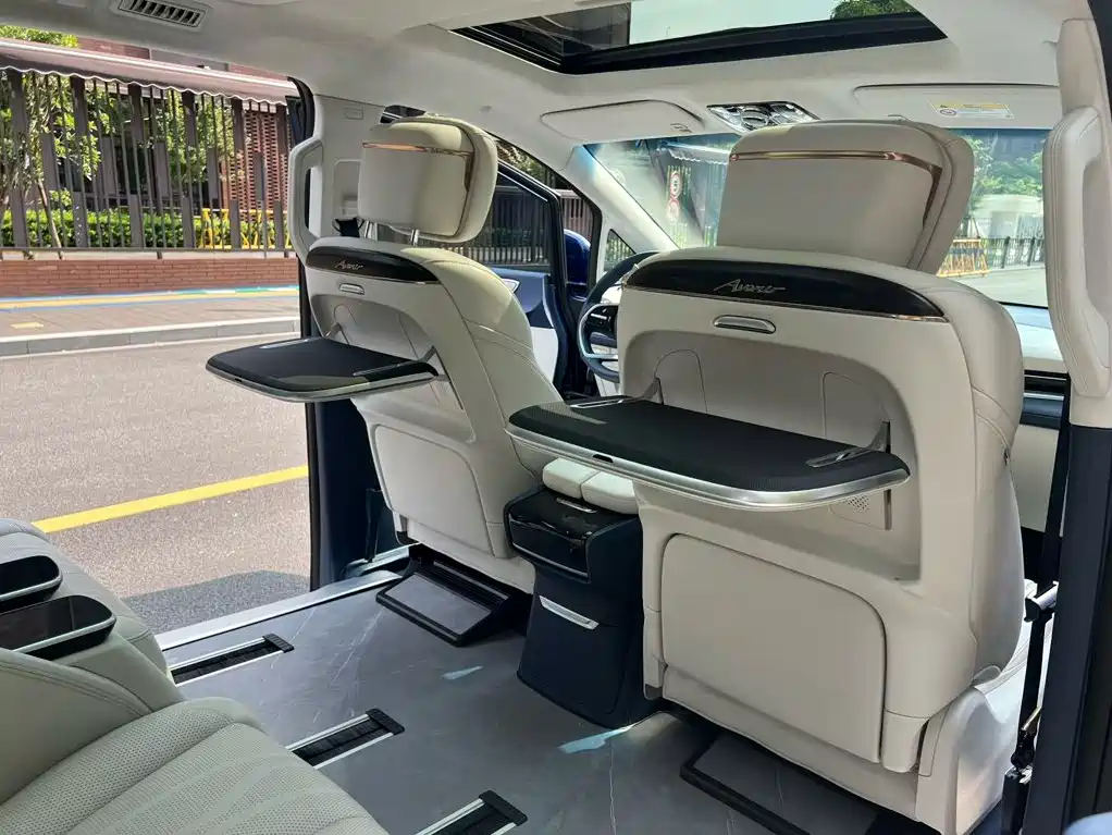 Buick Century 2024 2023 2.0T 7-Seater World Edition