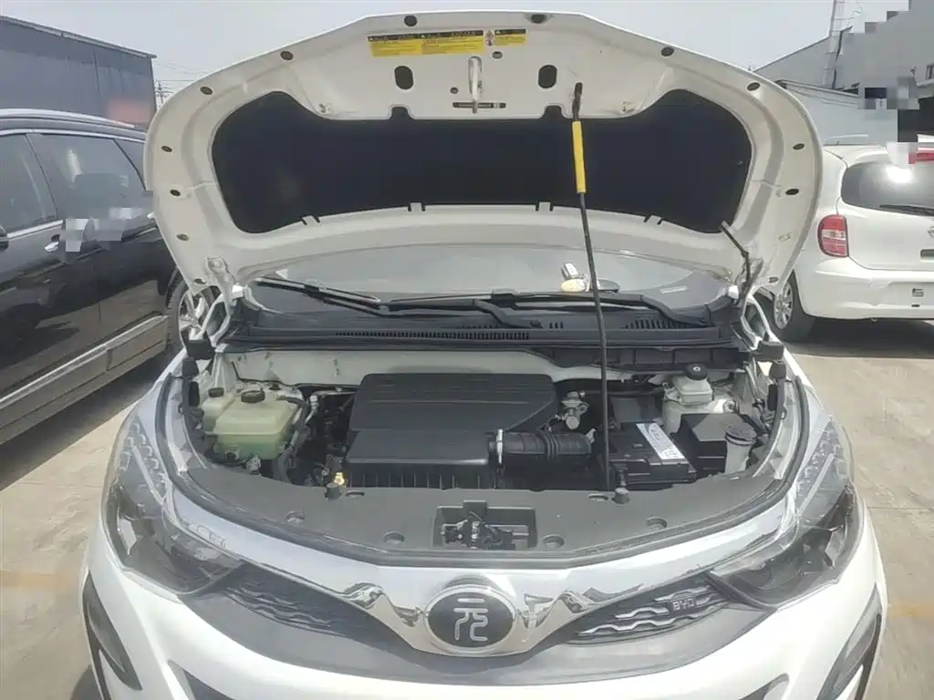 BYD Yuan 2017 1.5L Auto Cool Connect фото 20