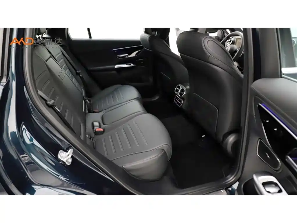 Mercedes-Benz GLC 2023 Facelift GLC 300 L 4MATIC Sport 5-Seater фото 8