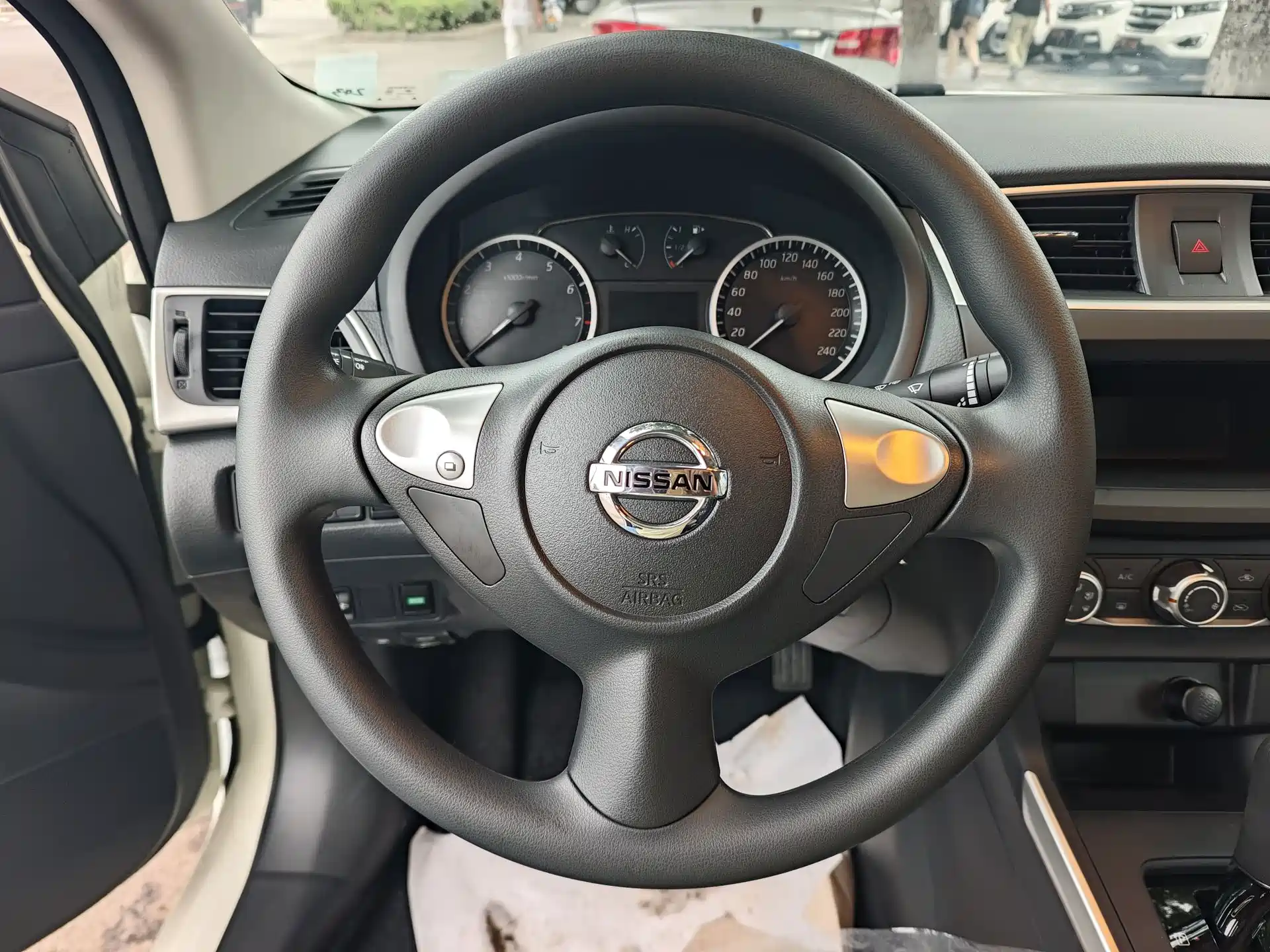 Photo 10 - Nissan Sylphy