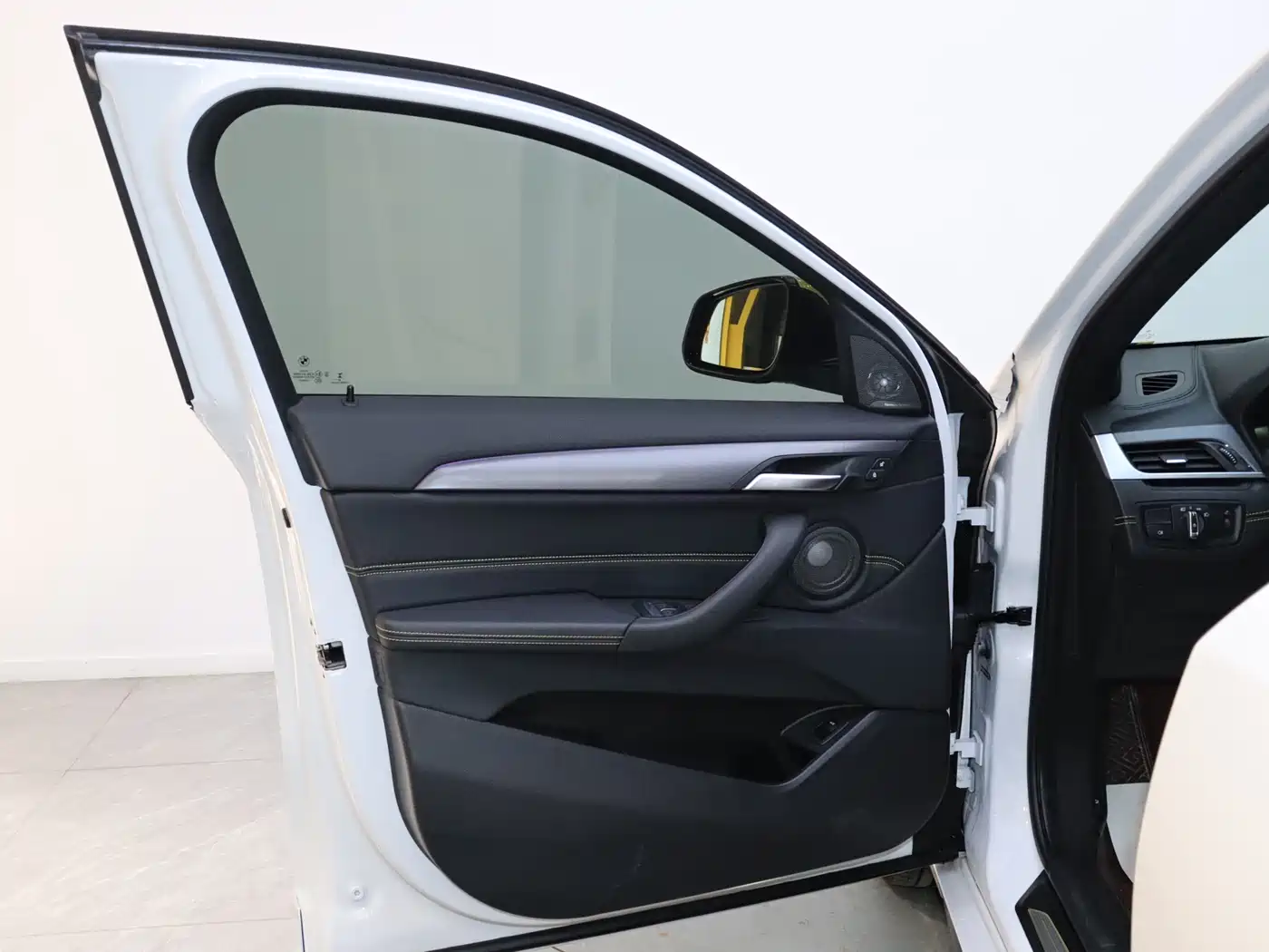 BMW X2 2023 sDrive 25i Radiance Edition фото 14