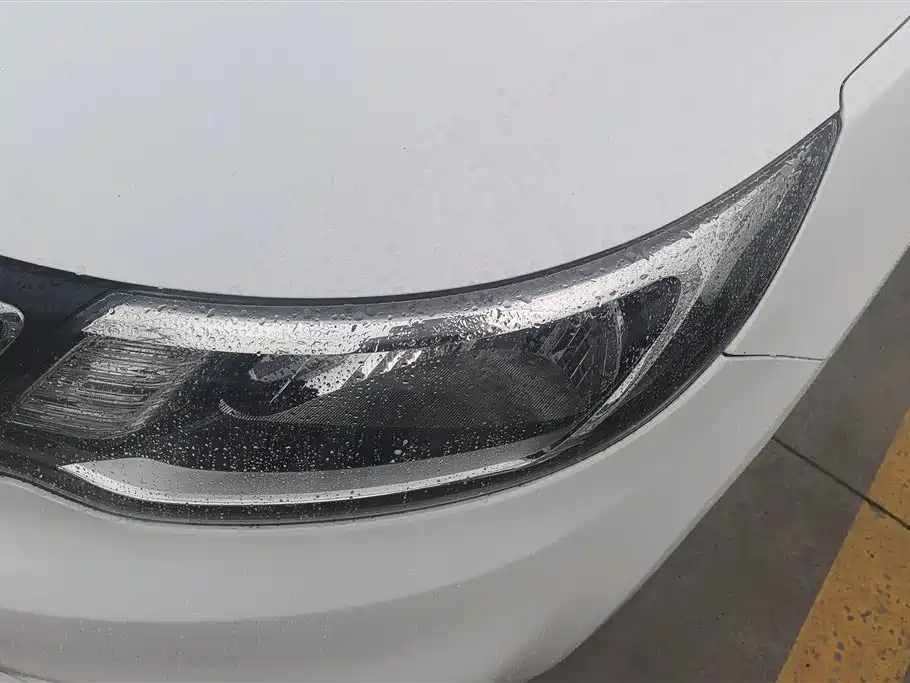 Kia K2 2015 Hatchback 1.4L AT GLS фото 5