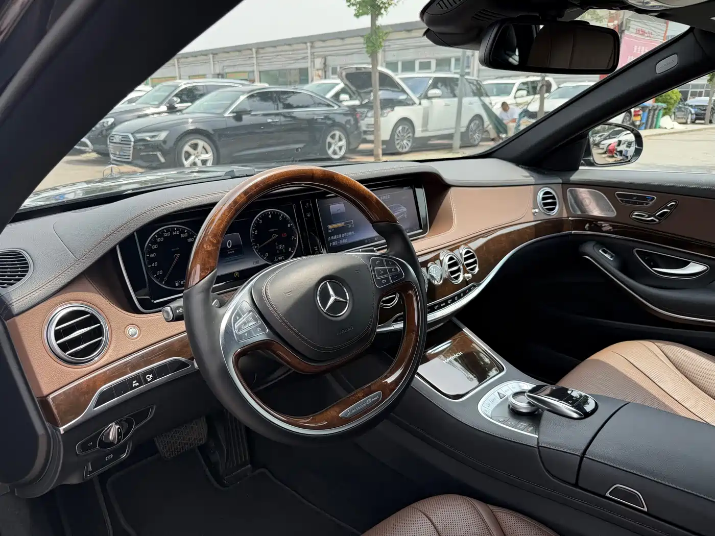 Mercedes-Benz Maybach S-Class 2016 S 400 4MATIC фото 8