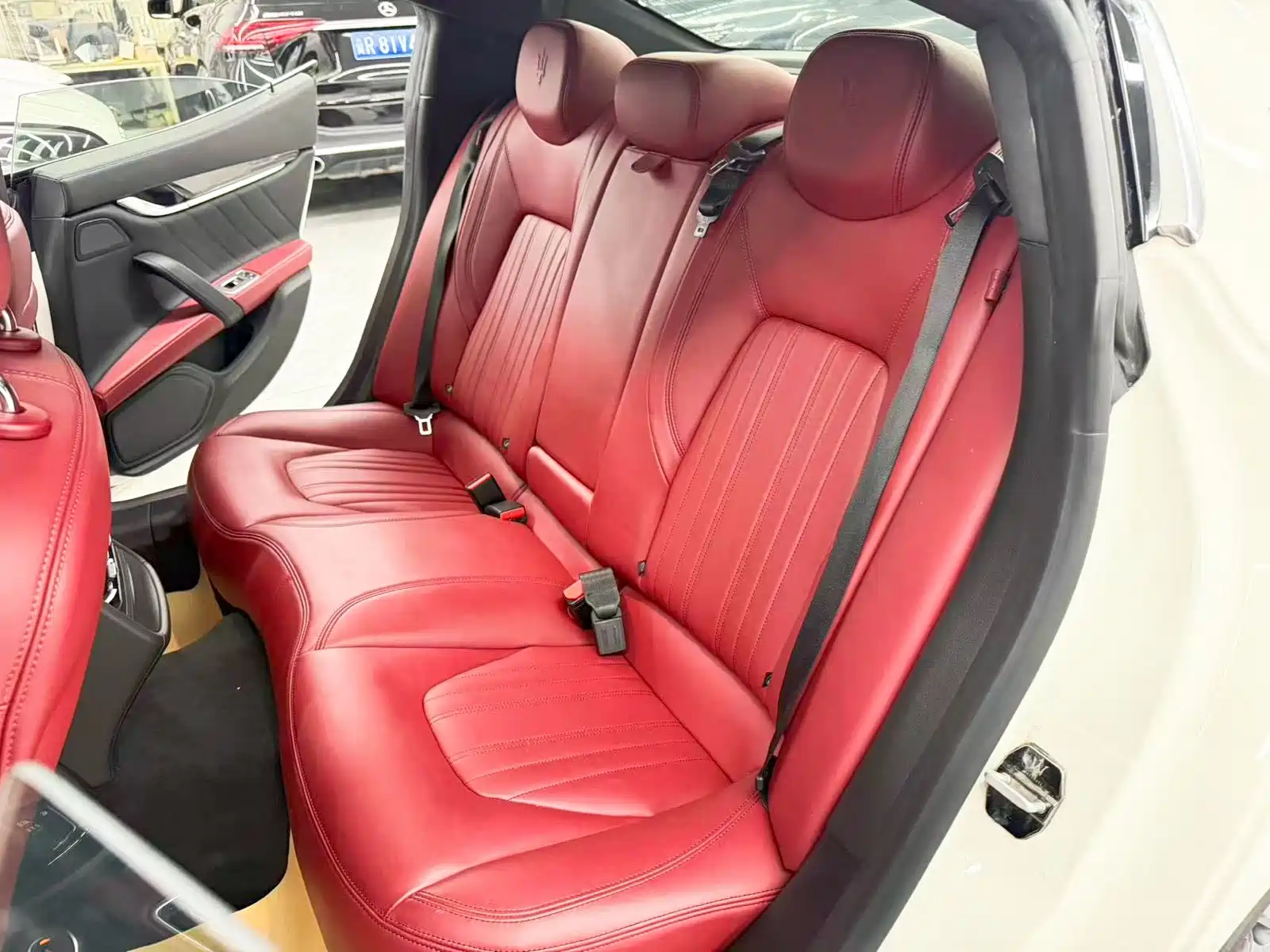 صورة 13 - Maserati Ghibli