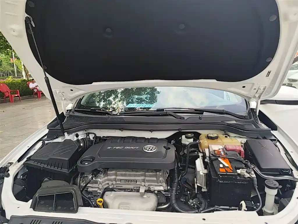 Buick Excelle 2015 15N Manual Elite фото 20