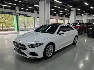 Mercedes-Benz A