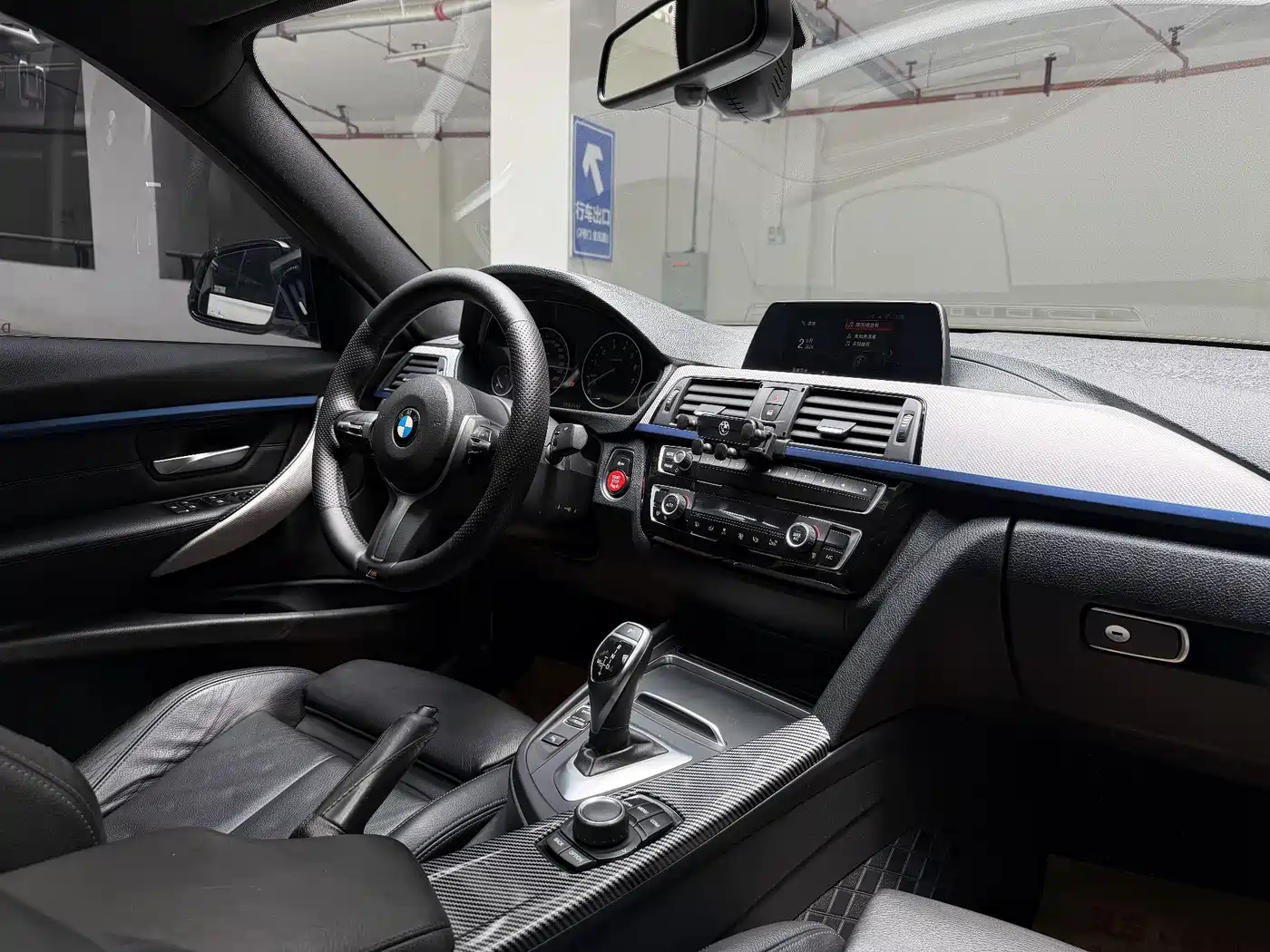BMW 3 Series 2018 320i M Sport Package фото 11
