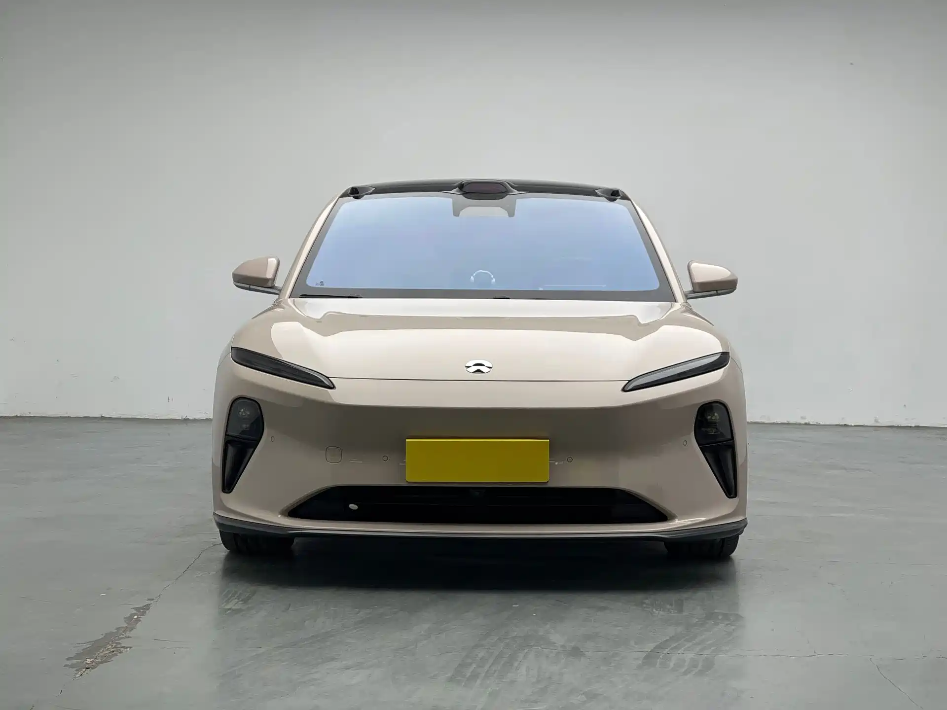 Фото 2 - NIO ET5