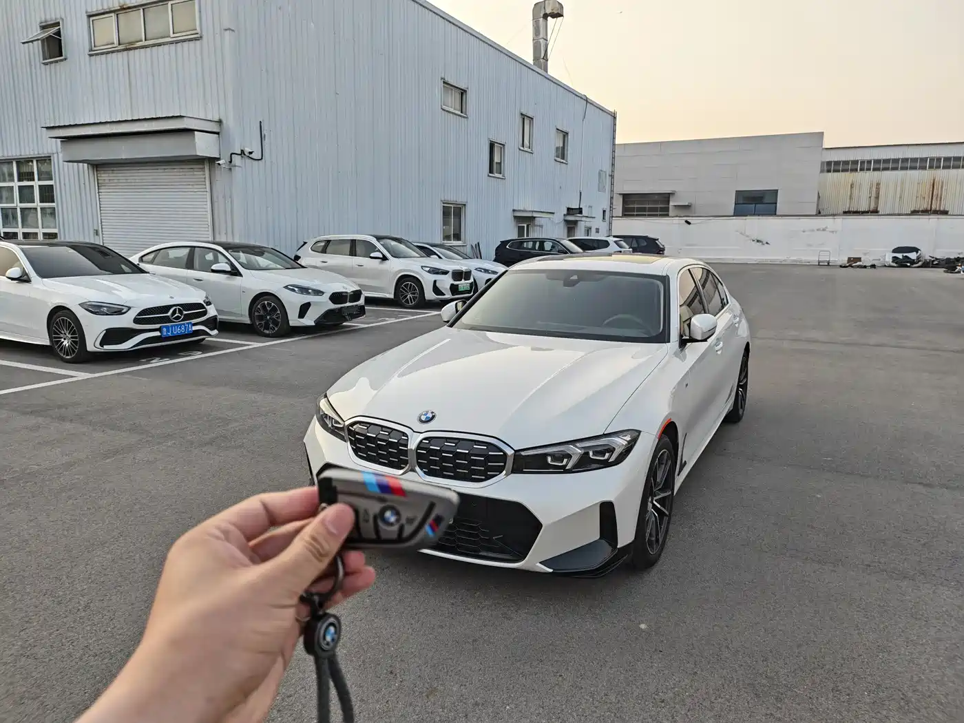 BMW 3 Series 2023 325Li M Sport Package