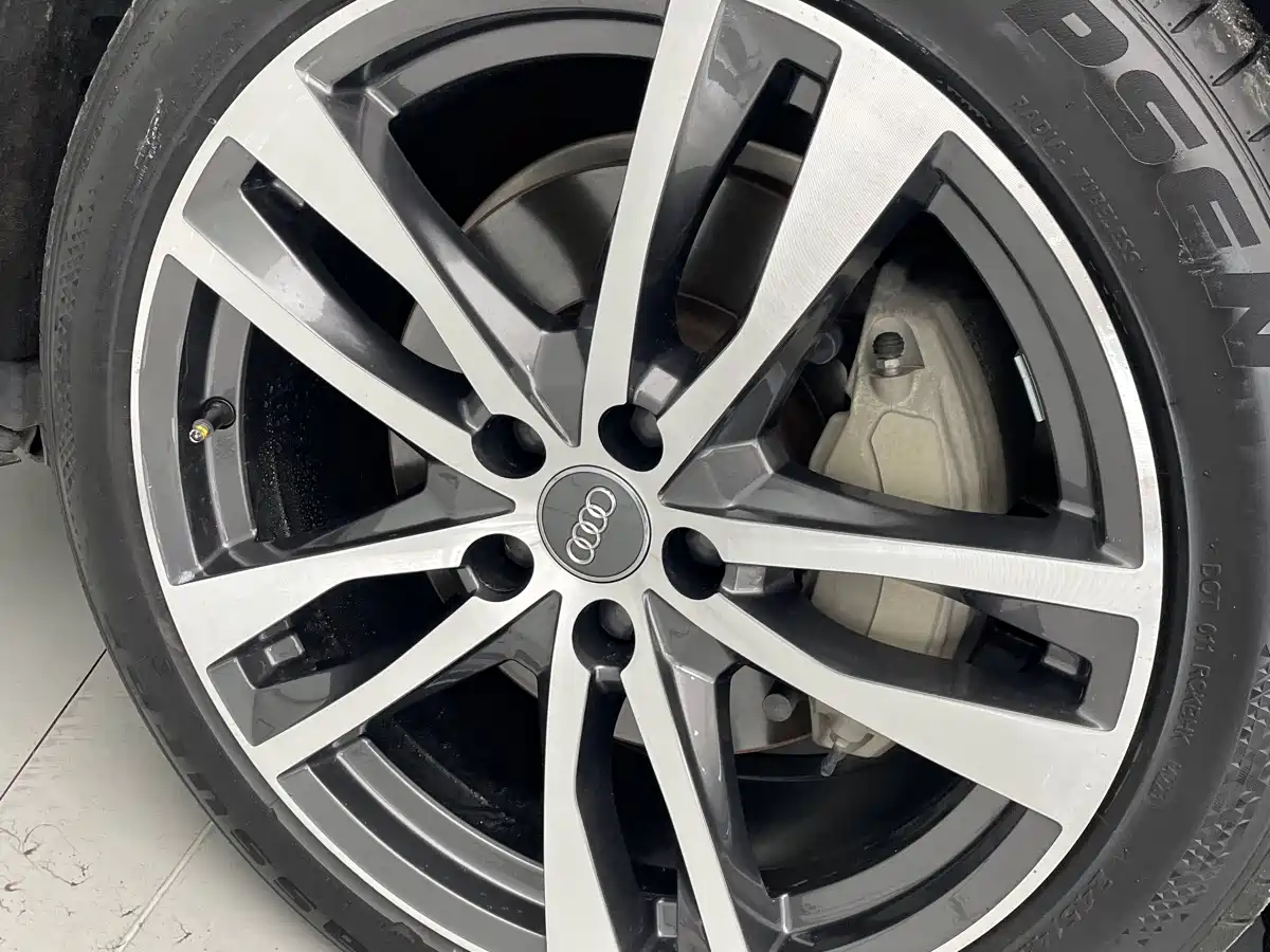 Audi A6L 2020 40 TFSI Luxury Dynamic фото 13