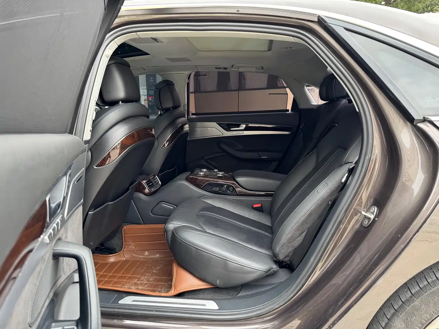 Audi A8 2013 A8L 50 TFSI quattro Luxury фото 5
