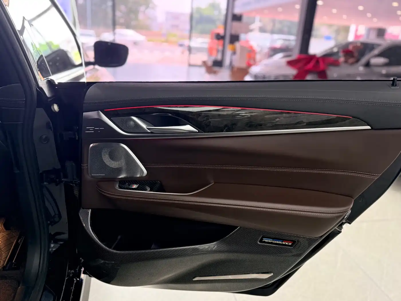 BMW 6 Series GT 2021 Facelift 630i M Sport Grand Tourer Edition фото 15