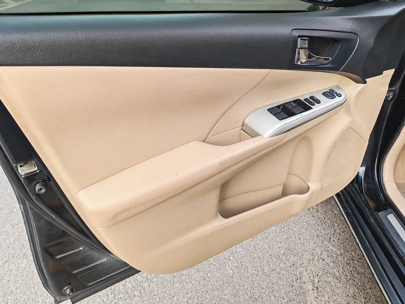 Toyota Camry 2012 2.5G Luxury Edition фото 12