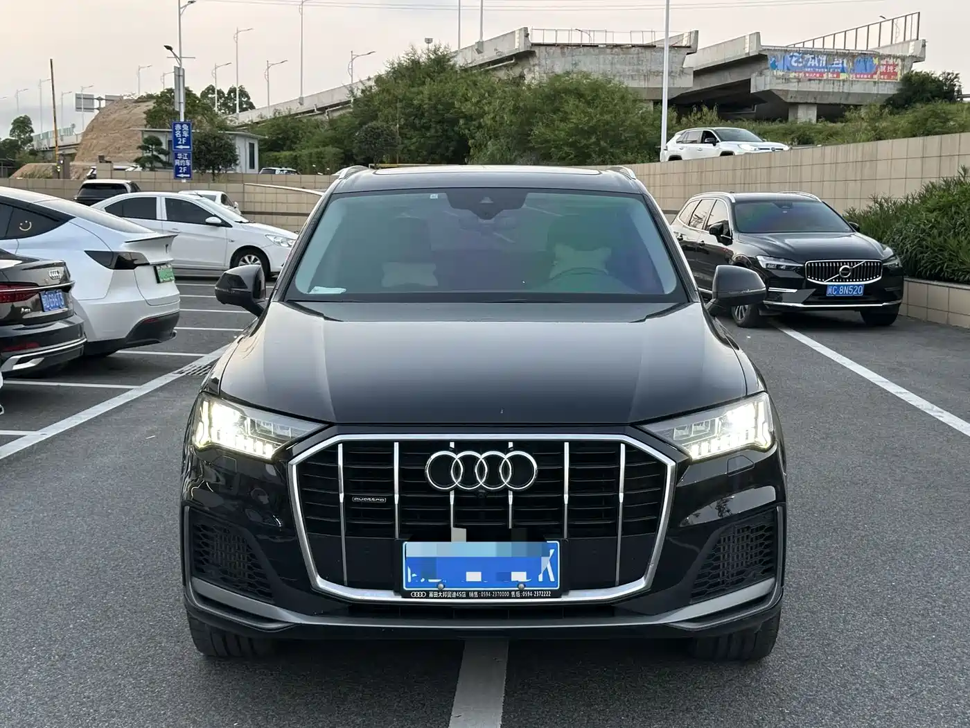 AUDI Q7