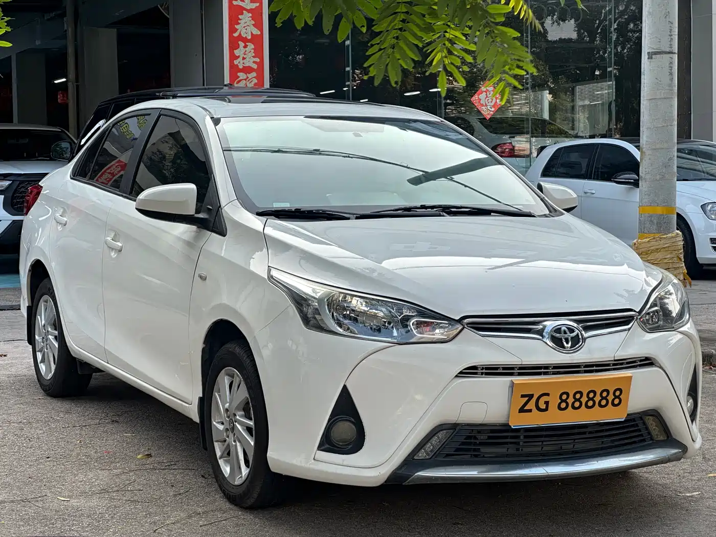 Toyota YARiS L Zhi Xiang 2017 1.5G CVT Dynamic Sunroof Edition фото 3