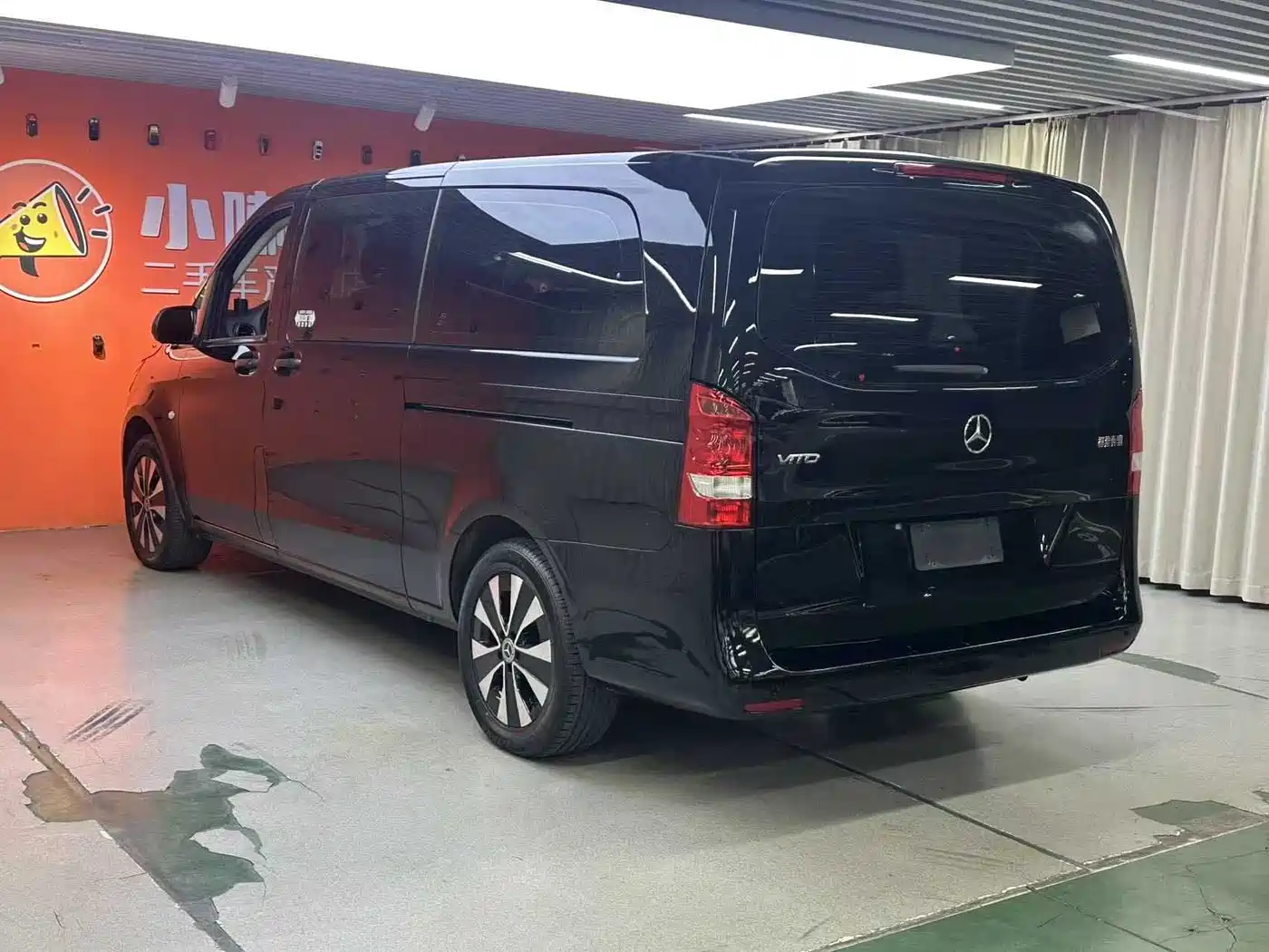 Mercedes-Benz Vito 2021 2.0T Business Edition 7-seater фото 4