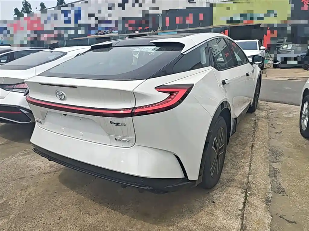 Toyota bZ5 2025 550 JOY фото 7