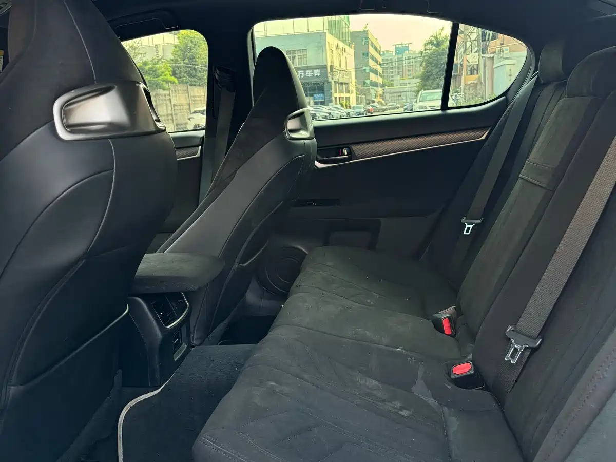 Lexus GS 2016 200t F SPORT фото 6