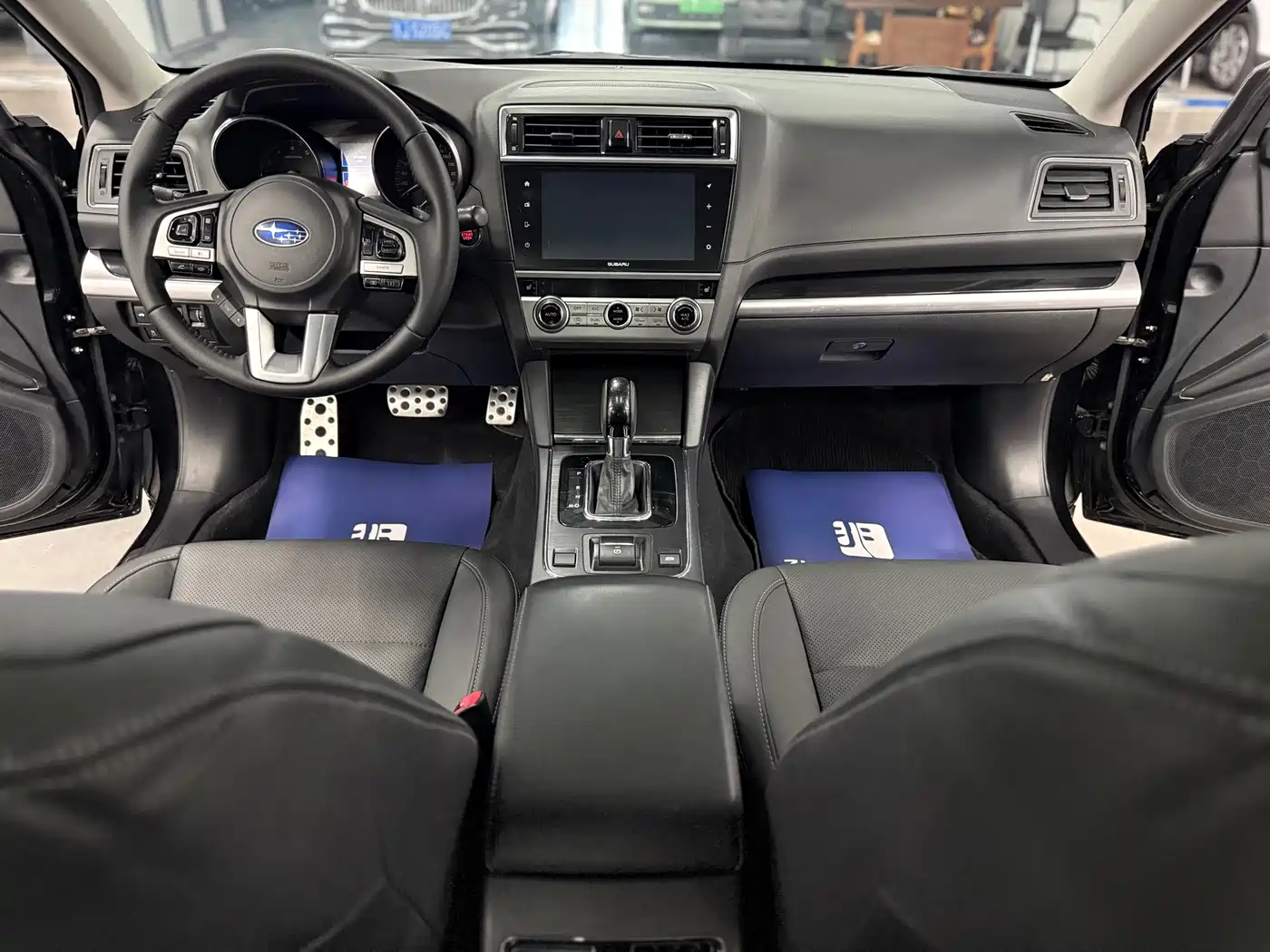 Subaru Legacy 2016 2.5i AWD Glory Edition фото 14