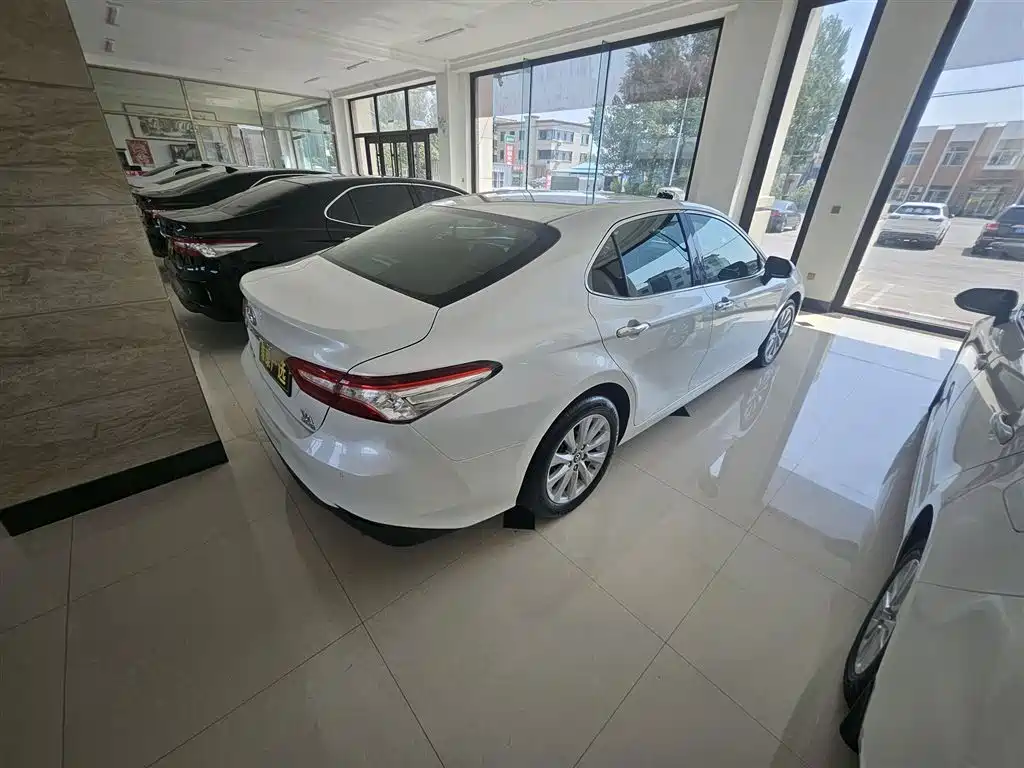 Toyota Camry 2019 2.0G Luxury (China V) фото 5