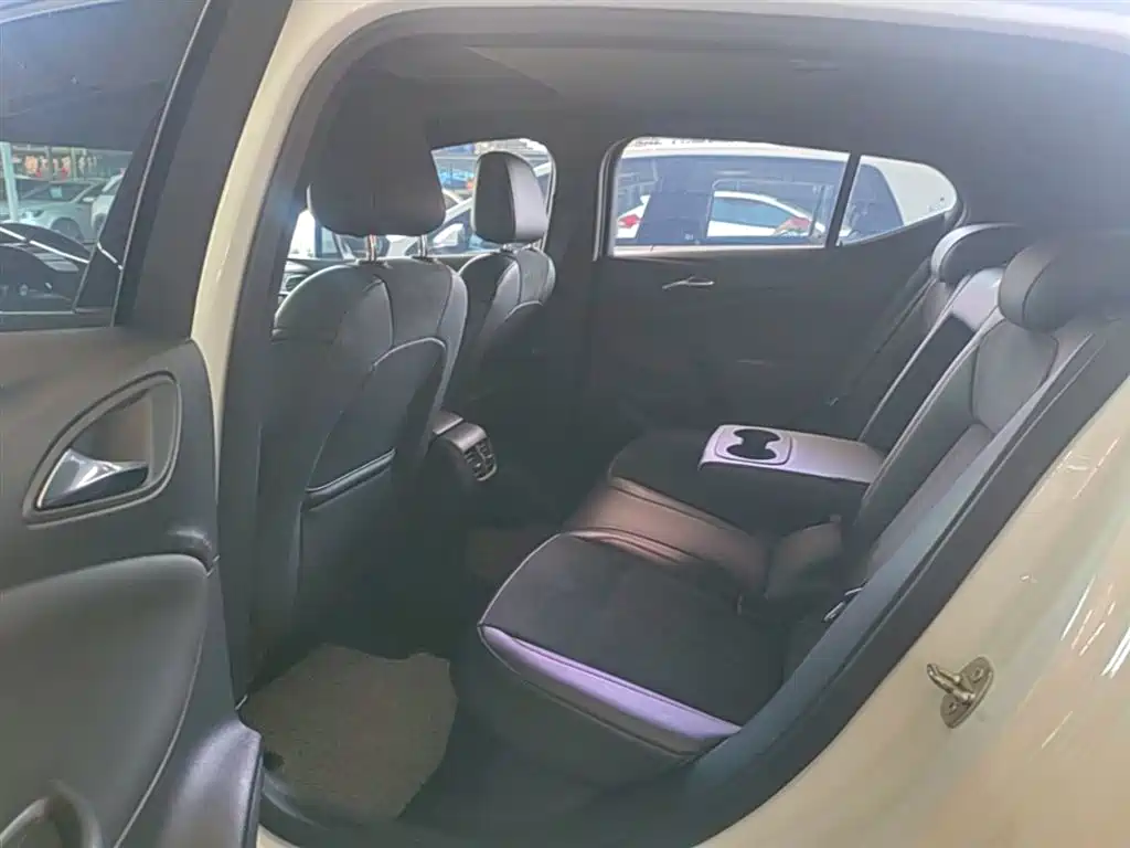 Buick Verano 2019 Hatchback GS 20T DCT Leading фото 17