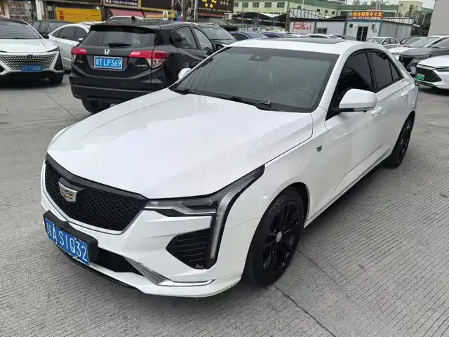 Cadillac CT4 2020 28T Fashion Edition