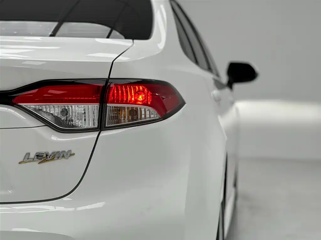 Toyota Levin 2022 Facelift TNGA 1.5L CVT Progressive Edition фото 12