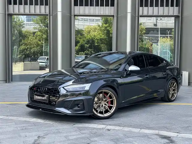 AUDI S5 2022