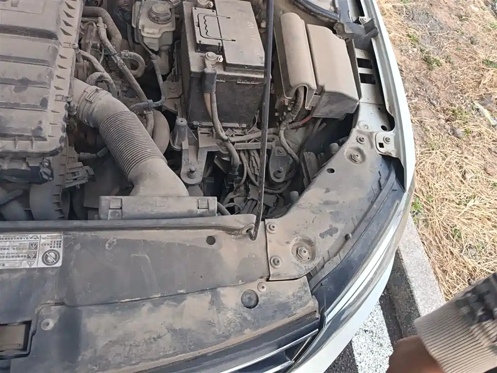 Volkswagen Sagitar 2017 1.6L Manual Comfort фото 22