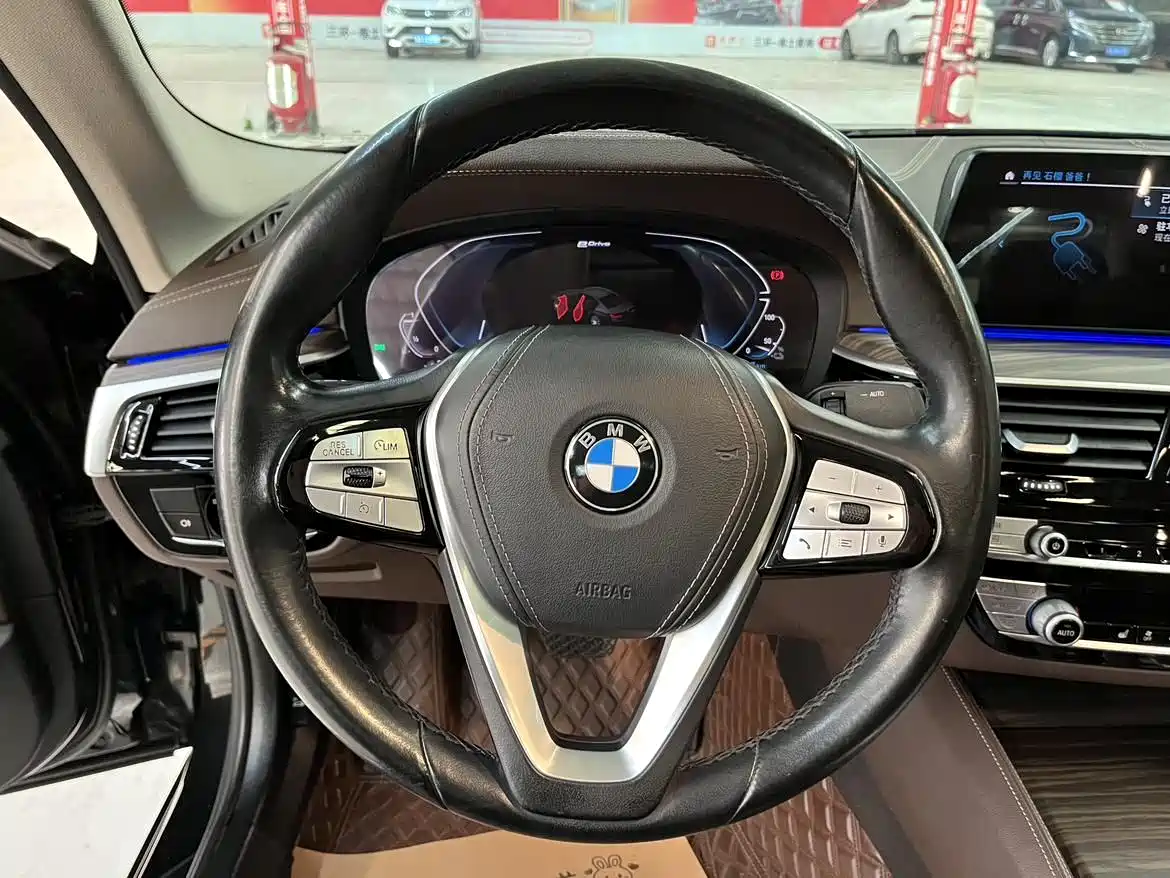 BMW 5 SERIES NEW ENERGY