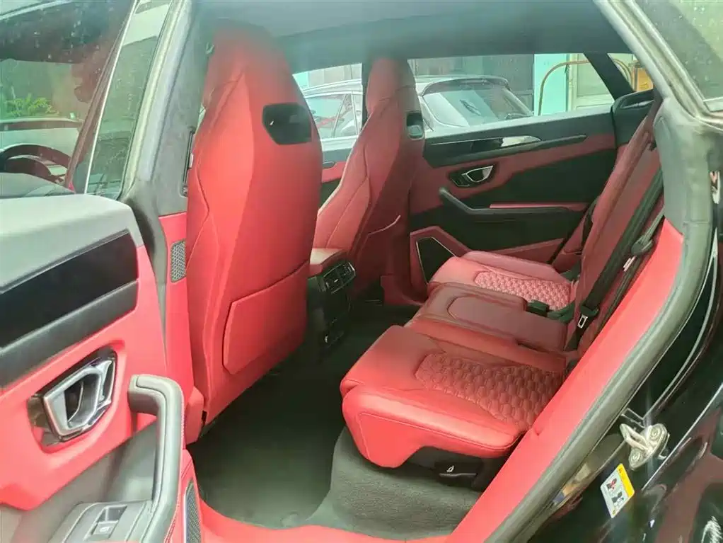 Lamborghini Urus 2021 4.0T V8 фото 3