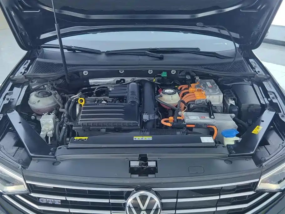 Volkswagen Magotan GTE Plug-in Hybrid 2020 GTE Luxury фото 10